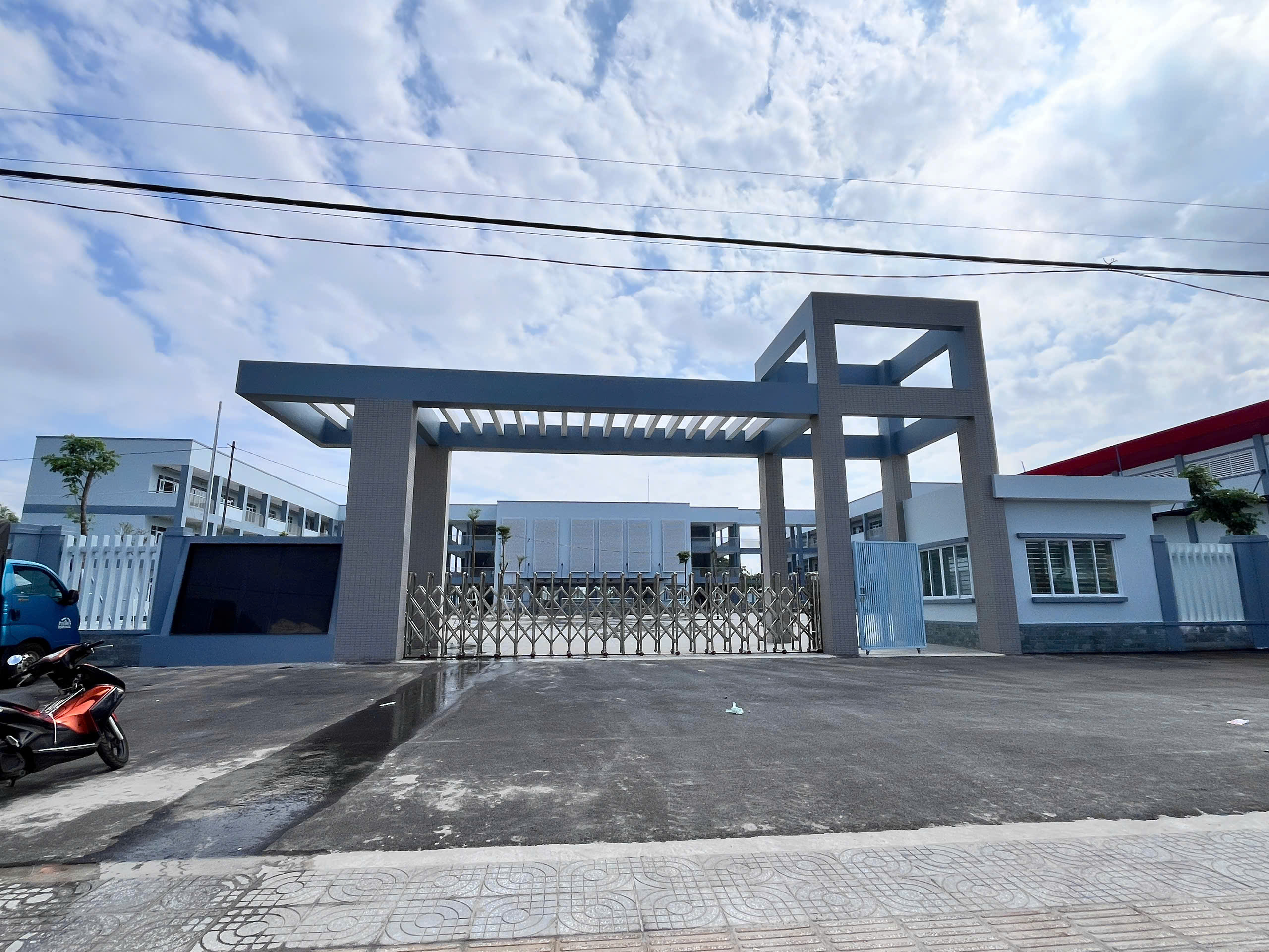 z7577979727297_794f4ed139636437f95c3e71a1d590df