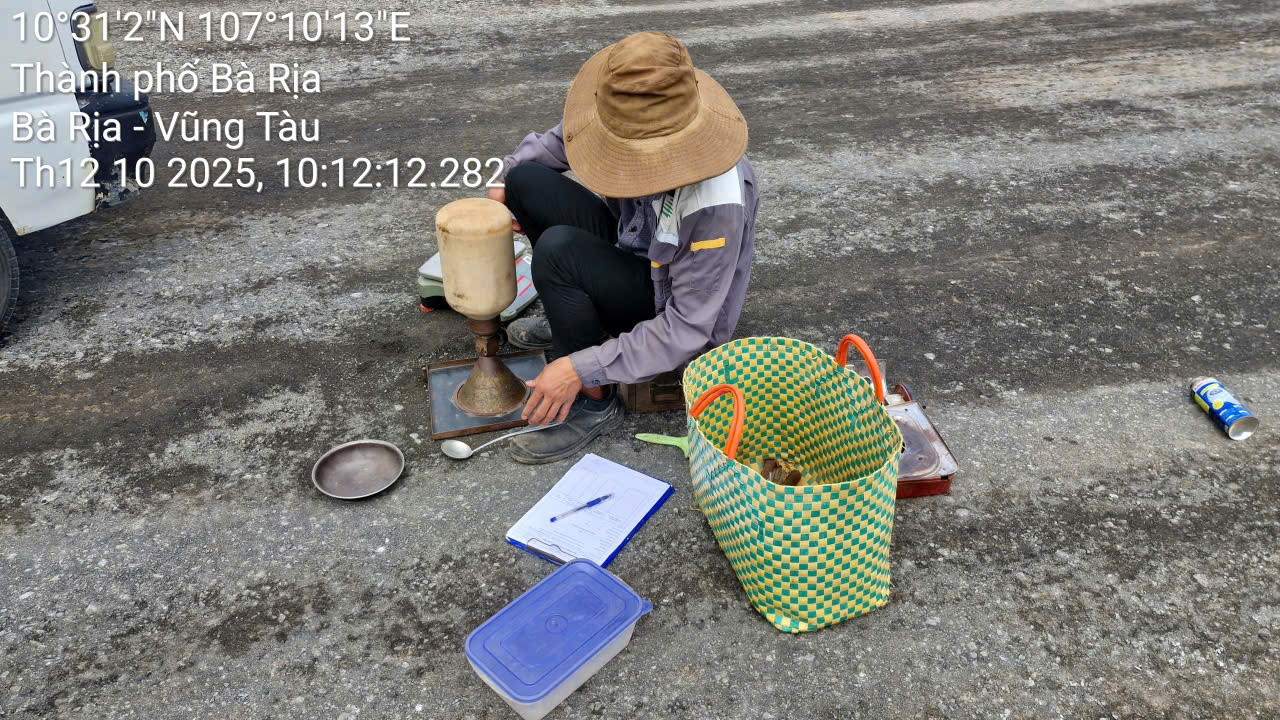 z7584850344410_e51cb1a08f4b4c1502534a7cd7a51854